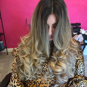 Meet your Posher, Dayssi